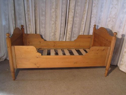fig 1. French Single Pine Sleigh Bed Lit Bateau