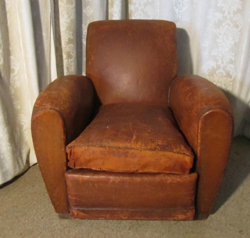 fig 1. A French Art Deco Shabby Leather Club Chair