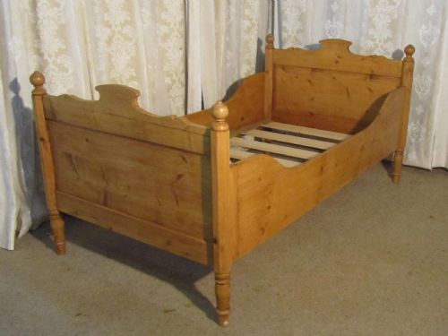 French Single Pine Sleigh Bed Lit Bateau