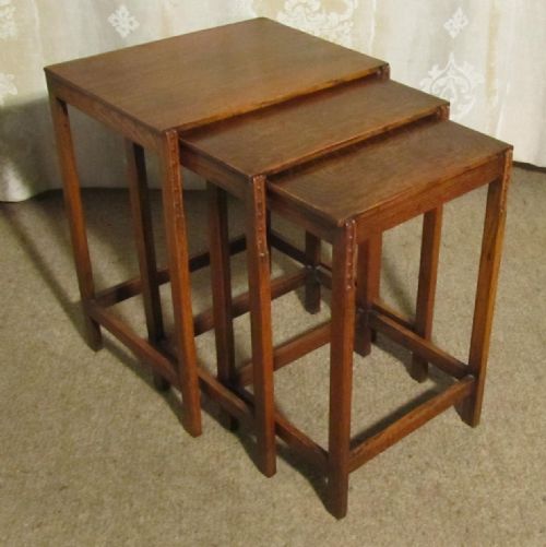A Nest of 3 Country Oak Tables
