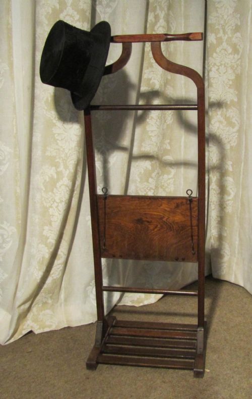 An Art Deco Beech Trouser Press