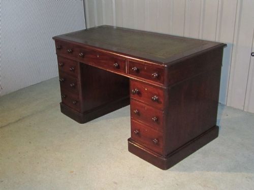 Victorian Mahogany Pedestal Desk