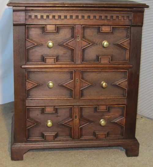 A Small Victorian Carolean Style Oak Chest of Drawers