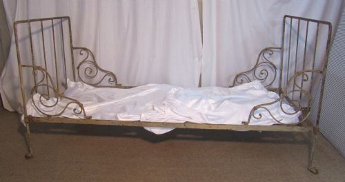 French Single Iron Day Bed Original Shabby Paint