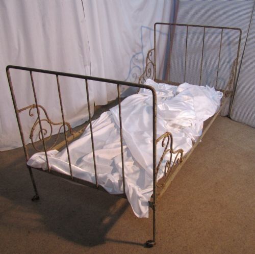 fig 1. French Single Iron Day Bed Original Shabby Paint