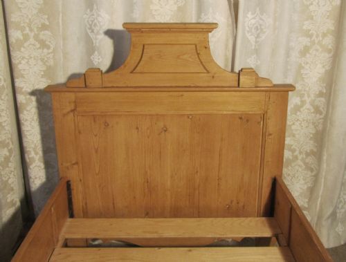 fig 2. French Pine Single Sleigh Bed Lit Bateau