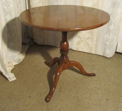 A Georgian Country Oak Tilt Top Table