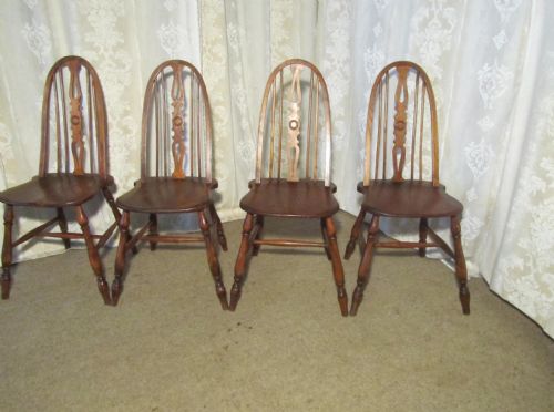 A Set of 4 Elm and Ash Windsor Country Kitchen Dining Chairs