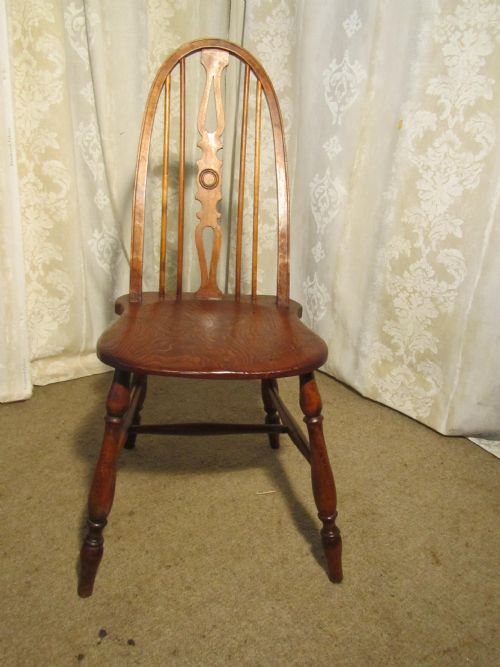 fig 1. A Set of 4 Elm and Ash Windsor Country Kitchen Dining Chairs