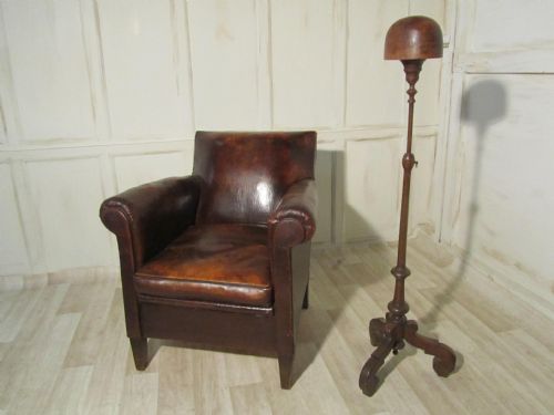 Shabby Elegant French Art Deco Leather Club