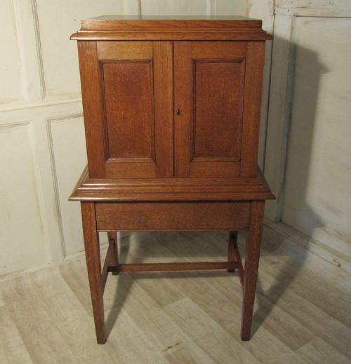 fig 1. Art Deco Golden Oak Jewellery Cabinet or Collectors Cabinet