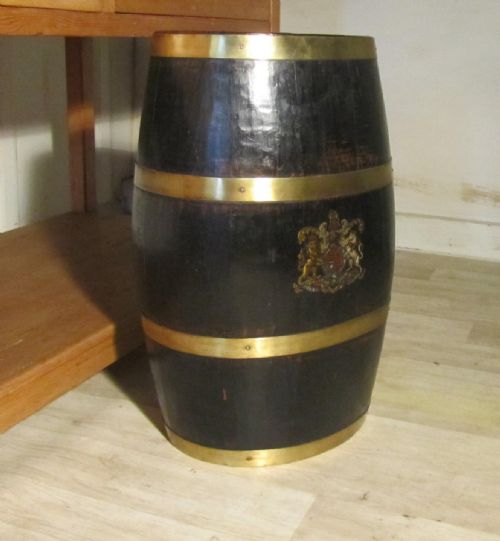 fig 1. A Ships Barrel, Brass and Oak Stick Stand