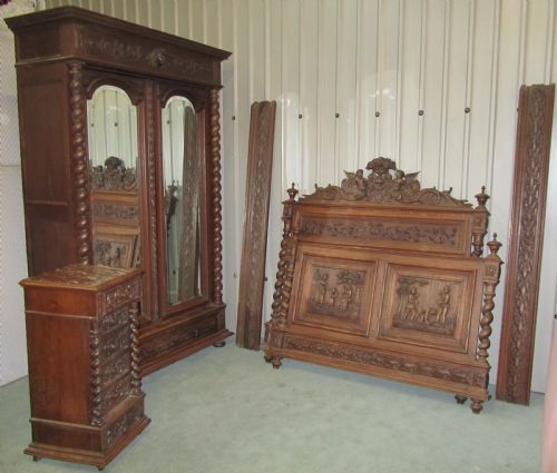 French Carved Oak, Bedroom Set in the Style of Henri II