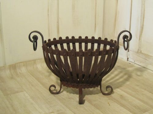 Elegant Free Standing Oval Fire Basket, Grate