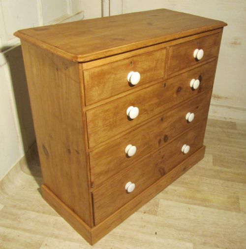 fig 1. Victorian Rustic Pine Chest of Drawers