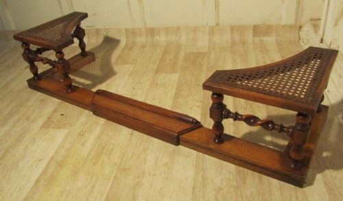 fig 1. A Golden Oak Barley Twist Bergere Club Fender