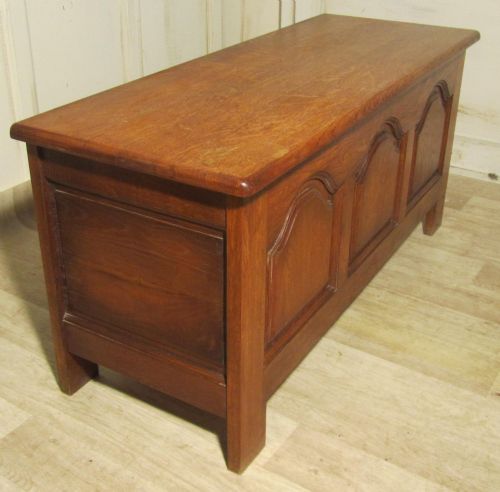 fig 1. Country Oak Panelled Coffer