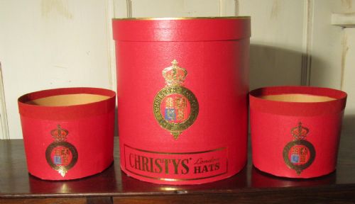 fig 1. A Delightful Red Christys’ Hat Box Set