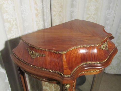 fig 2. French Inlaid and Ormolu Mounted Vitrine