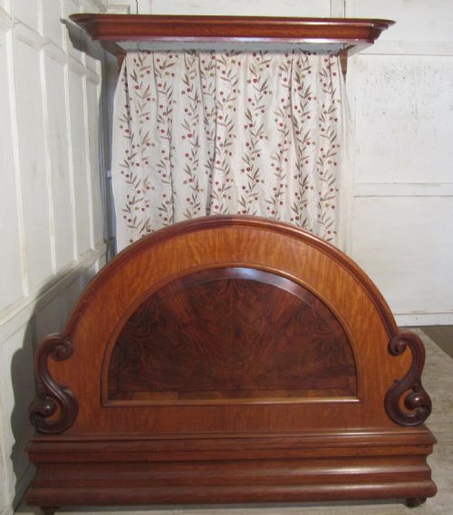 fig 1. Victorian Mahogany 5ft Half Tester Bed