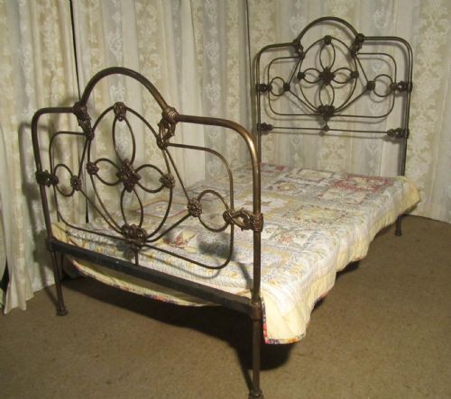 Striking Victorian Cast Iron 4ft Double Bed