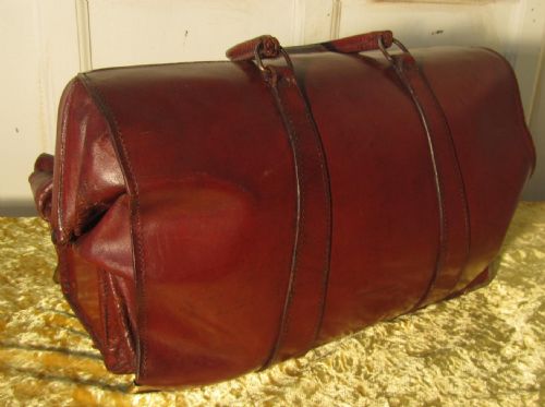 fig 1. Leather Brief Case, Doctors Bag, Gladstone Bag