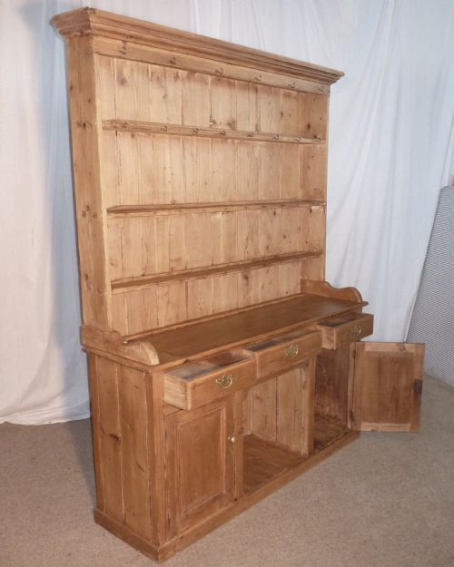 fig 2. Georgian Rustic Pine Country Dog Kennel Dresser