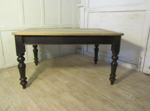 fig 1. A Lovely Rustic Victorian Pine Kitchen Table
