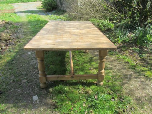 fig 1. Large Farmhouse Pine Table
