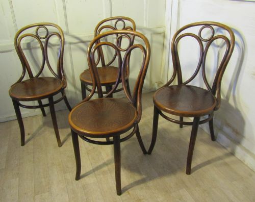 Set of 4 Thonet Bistro Bentwood Chairs