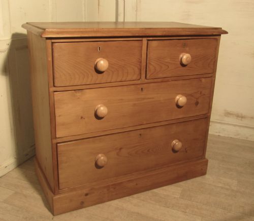 Victorian Stripped Pine Chest of Drawers