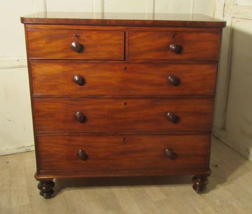 A Large William IV Mahogany Chest of Drawers