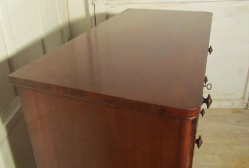 fig 2. A Large William IV Mahogany Chest of Drawers