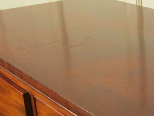 fig 3. A Large William IV Mahogany Chest of Drawers