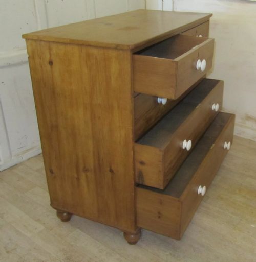 fig 1. Large Victorian Pine Chest of Drawers