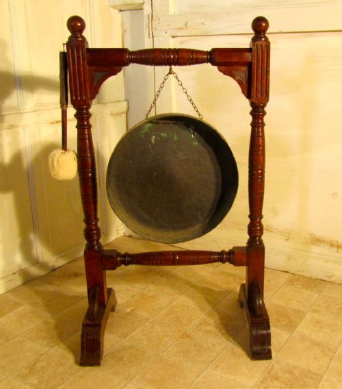 fig 2. A Large Arts and Crafts Oak & Brass Dinner Gong