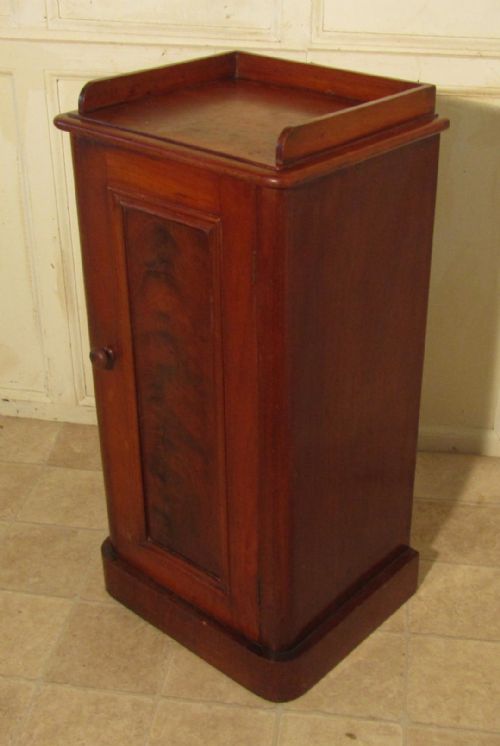 fig 1. Victorian Mahogany Bedside Cupboard