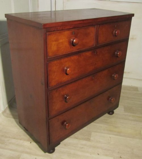 fig 1. A Victorian Mahogany Chest of Drawers