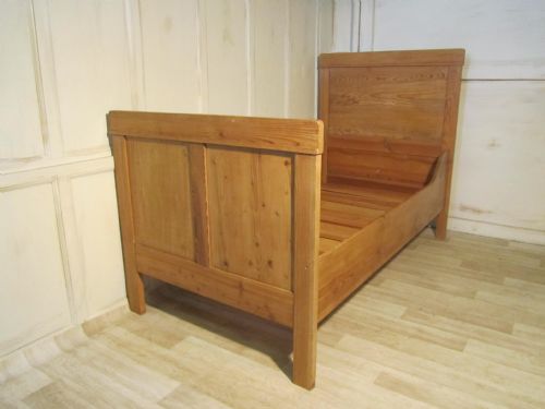 fig 1. A 19th Century French Rustic Pine Single Sleigh Bed