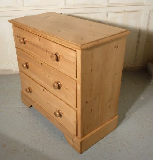 fig 1. A Dainty Victorian Stripped Pine Chest of Drawers