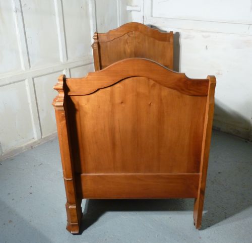 fig 1. 19th Century French Empire Style Day Bed or Single Sleigh Bed.