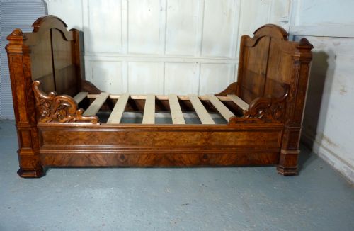French Figured Walnut Sleigh Bed or Empire Style Day Bed Lit Bateau