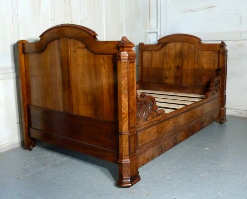 fig 2. French Figured Walnut Sleigh Bed or Empire Style Day Bed Lit Bateau