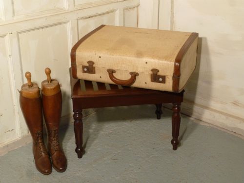 A Very Elegant Early Victorian Mahogany Luggage Rack, Suitcase Stand