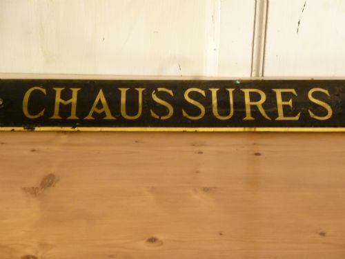 fig 1. 19th Century French Shoemaker’s Glass Advertising Sign