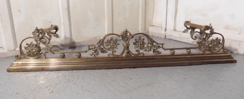 fig 1. Large Victorian Art Nouveau Brass Fender