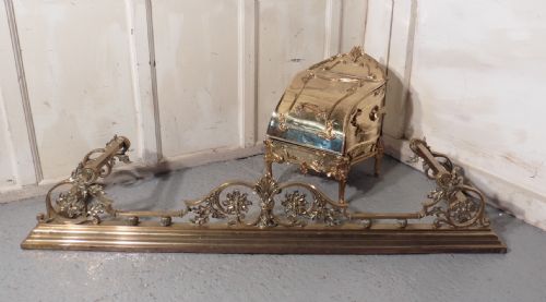 fig 1. A Stunning Victorian Brass Coal Scuttle