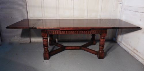 fig 1. A Very Large Ipswich Oak Draw Leaf table