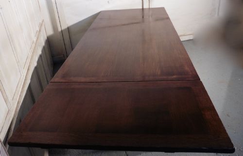 fig 3. A Very Large Ipswich Oak Draw Leaf table