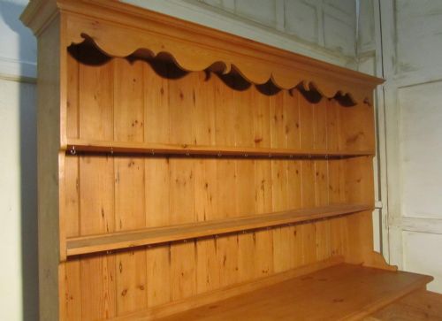 fig 1. A Very Large Georgian Pine Pot Board Dresser